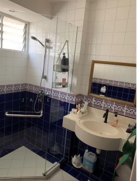 Neptune Court Apartment For Sale at S$ 1,950,000 | PropertyGuru Singapore - Bathroom