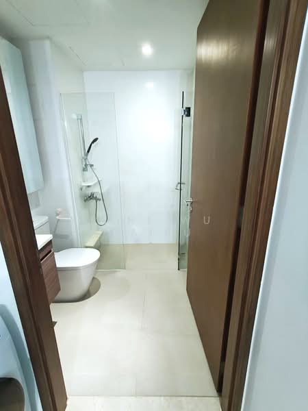 Hundred Trees, 93 West Coast Drive, 1 Bedroom, 484 sqft, Condominium For Rent, by Rene Wu Cairu, 500087360 - Bathroom - PropertyGuru.com.sg