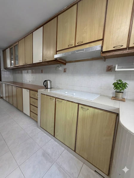315 Ubi Avenue 1 HDB Flat For Sale at S$ 680,000 | PropertyGuru Singapore - Kitchen