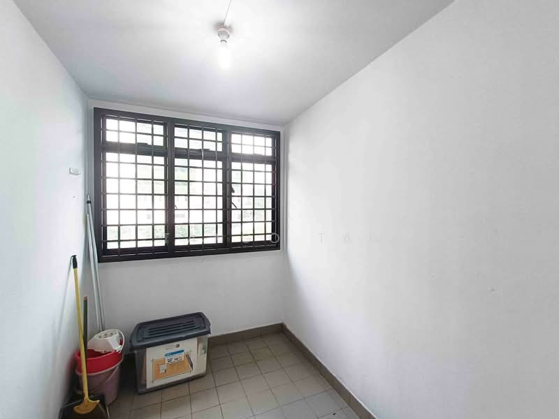 20 Jalan Klinik HDB Flat For Sale at S$ 305,000 | PropertyGuru Singapore - Interior