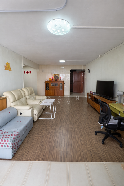 For Sale - 220 Jurong East Street 21