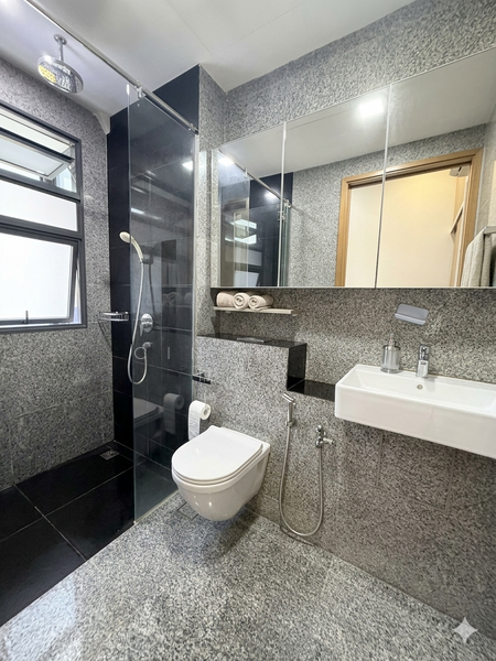Daisy Suites Apartment For Sale at S$ 1,688,000 | PropertyGuru Singapore - Bathroom