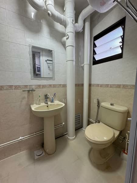 307B Anchorvale Road HDB Flat For Sale at S$ 880,000 | PropertyGuru Singapore - Bathroom