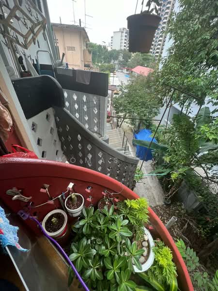 2 Whampoa Drive, Whampoa, 3 Bedrooms, 1,033 sqft, Apartment For Sale, by Thomas Tan, 500087410 - Balcony - PropertyGuru.com.sg