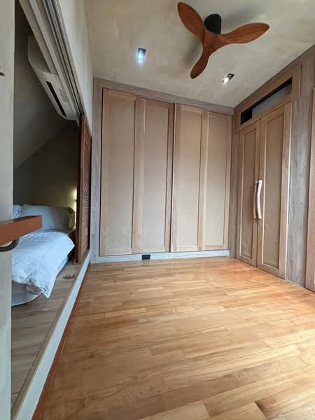 Jupiter 18 Condominium For Sale at S$ 1,380,000 | PropertyGuru Singapore - Bedroom