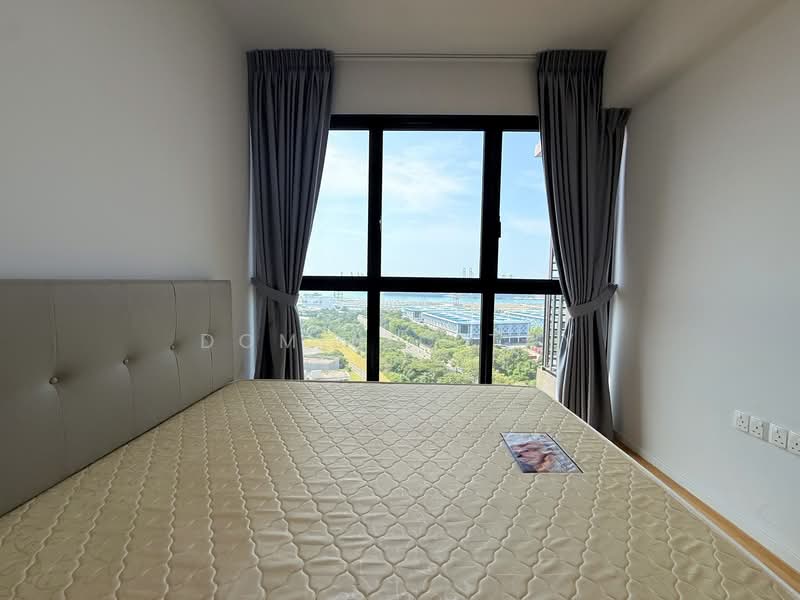 Avenue South Residence, 11 Silat Avenue, 2 Bedrooms, 721 sqft, Condominium For Rent, by Dominic Tay, 500087418 - Master Bedroom - PropertyGuru.com.sg