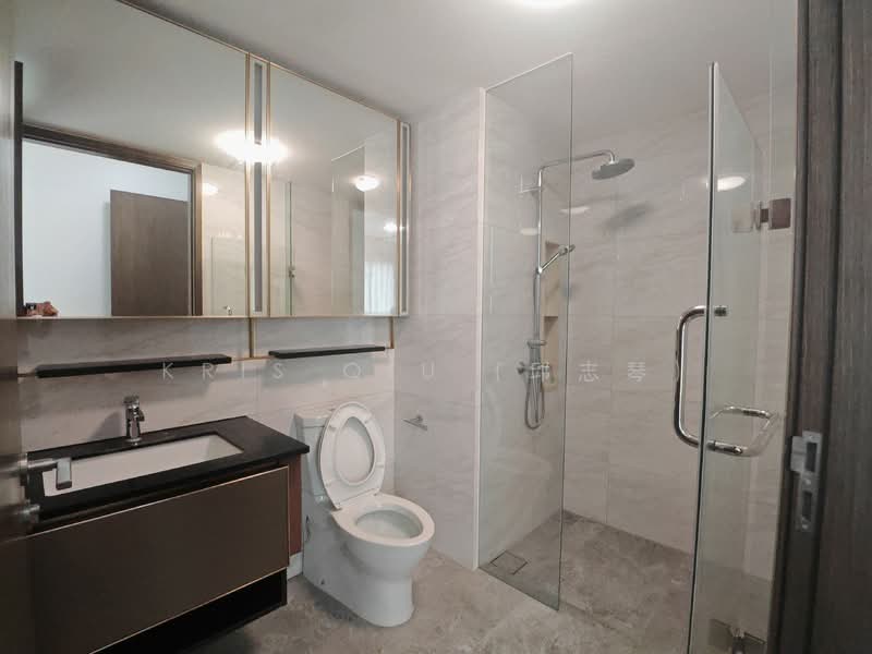 Normanton Park Condominium For Sale at S$ 1,950,000 | PropertyGuru Singapore - Bathroom