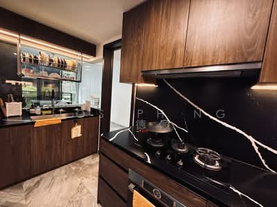 For Rent - The Commodore