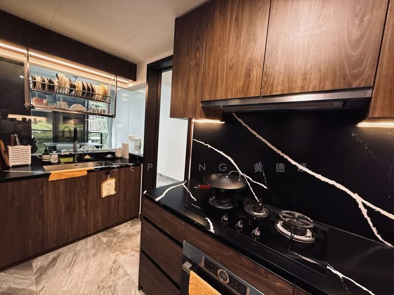 The Commodore, 59 Canberra Drive, 3 Bedrooms, 1,023 sqft, Condominium For Rent, by Joseph Ng 黄德顺, 500087435 - Kitchen - PropertyGuru.com.sg