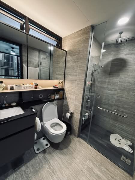 The Commodore, 59 Canberra Drive, 3 Bedrooms, 1,023 sqft, Condominium For Rent, by Joseph Ng 黄德顺, 500087435 - Bathroom - PropertyGuru.com.sg