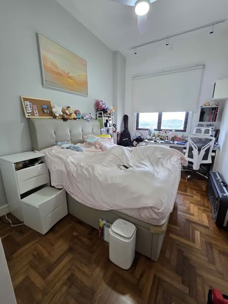 Regent Heights Condominium For Sale at S$ 1,188,888 | PropertyGuru Singapore - Bedroom 2