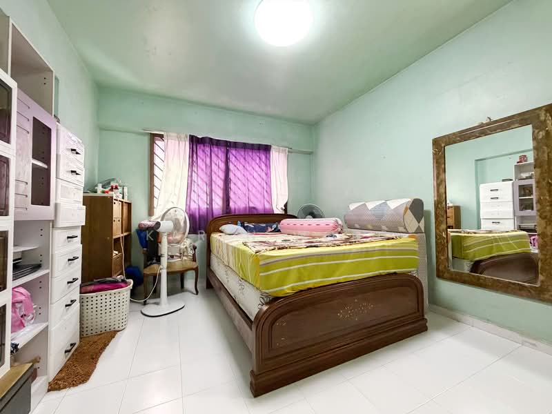 110 Mcnair Road, 110 Mcnair Road, 3 Bedrooms, 1,550 sqft, HDB Flat For Sale, by Karen Wong, 500087447 - Bedroom - PropertyGuru.com.sg
