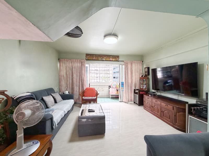 110 Mcnair Road, 110 Mcnair Road, 3 Bedrooms, 1,550 sqft, HDB Flat For Sale, by Karen Wong, 500087447 - Living Room - PropertyGuru.com.sg