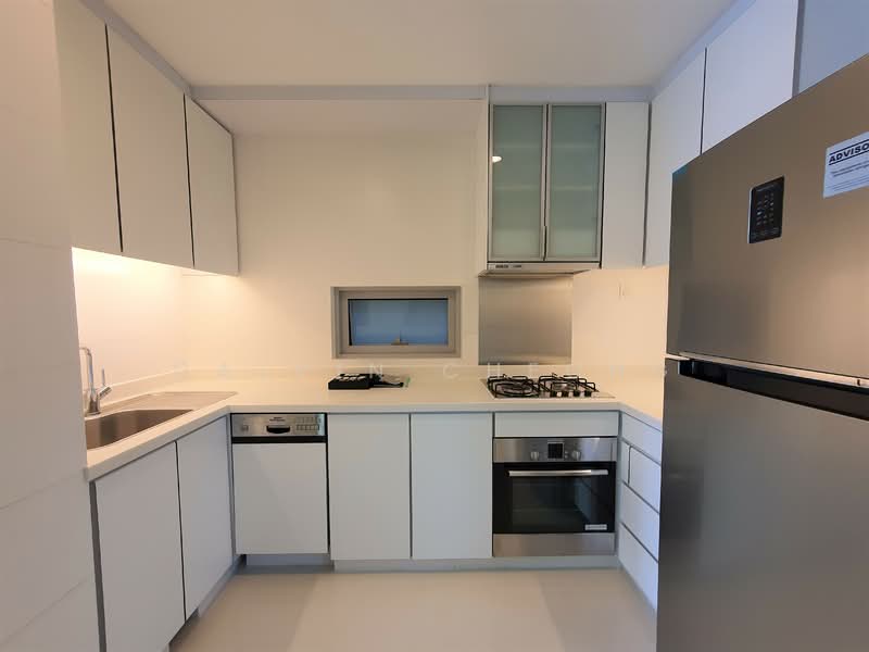 The Cathay Residences, 30 Mount Sophia, 2 Bedrooms, 1,046 sqft, Apartment For Rent, by Calvin Cheong, 500087449 - Kitchen - PropertyGuru.com.sg