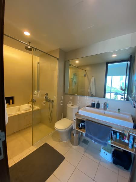 The Cathay Residences, 30 Mount Sophia, 2 Bedrooms, 1,046 sqft, Apartment For Rent, by Calvin Cheong, 500087449 - Bathroom - PropertyGuru.com.sg