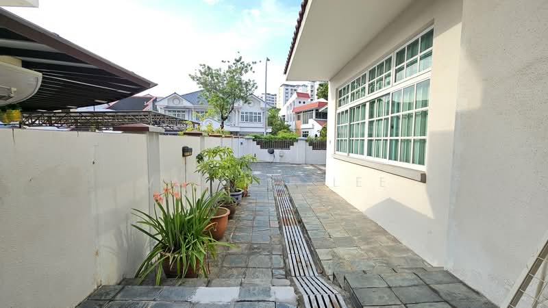Jalan Teliti Semi-Detached House For Sale at S$ 6,800,000 | PropertyGuru Singapore - Exterior