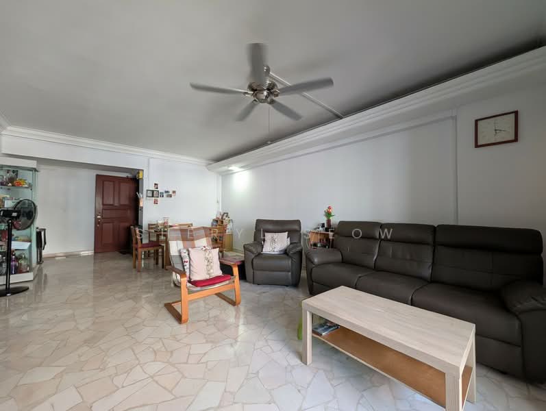 564 Hougang Street 51 HDB Flat For Sale at S$ 965,000 | PropertyGuru Singapore - Living Room