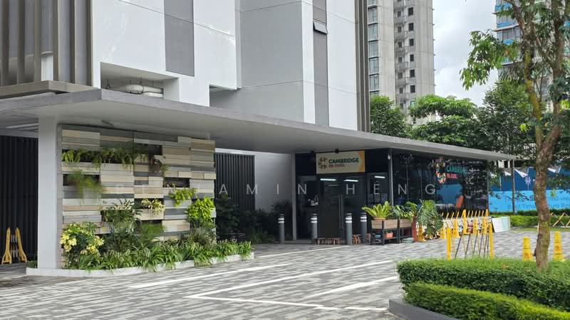 Midwood Condominium For Sale at S$ 1,400,000 | PropertyGuru Singapore - Exterior
