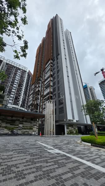 Midwood Condominium For Sale at S$ 1,400,000 | PropertyGuru Singapore - Exterior