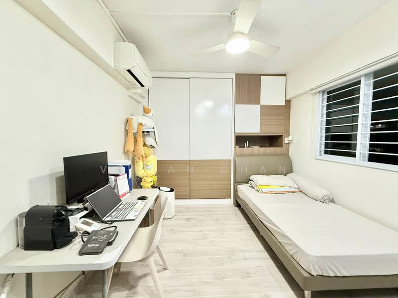 143 Lorong Ah Soo HDB Flat For Sale at S$ 690,000 | PropertyGuru Singapore - Bedroom