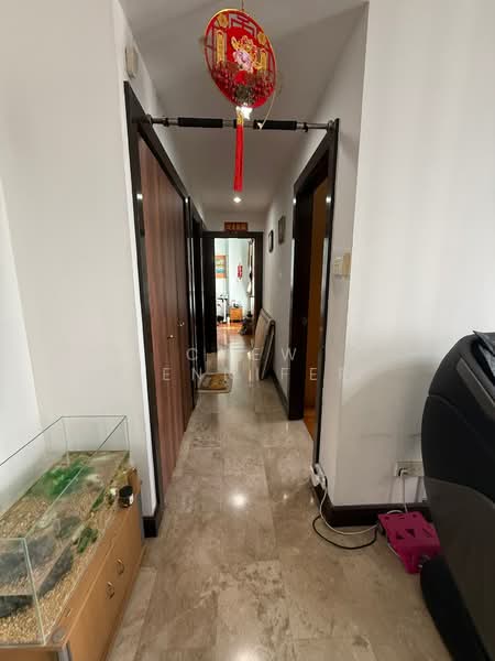 Regent Heights Condominium For Sale at S$ 1,360,000 | PropertyGuru Singapore - Corridor