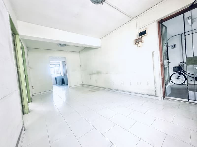208 Boon Lay Place, 208 Boon Lay Place, 2 Bedrooms, 700 sqft, HDB Flat For Sale, by Patrick Chiok, 500087500 - PropertyGuru.com.sg