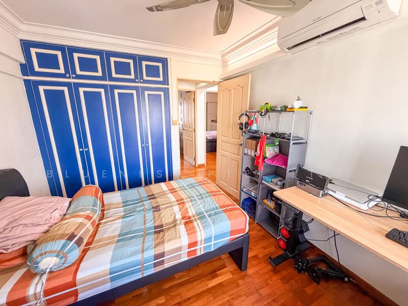 61 Chai Chee Road HDB Flat For Sale at S$ 588,000 | PropertyGuru Singapore - Bedroom