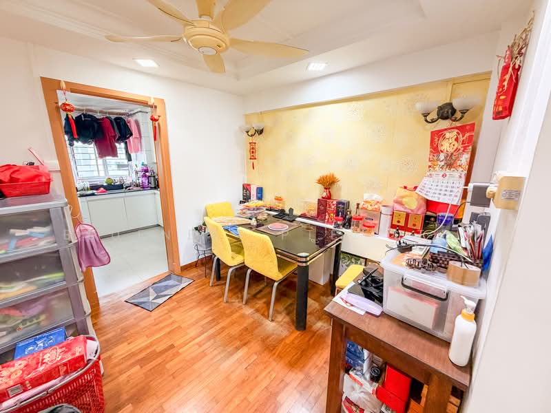 61 Chai Chee Road HDB Flat For Sale at S$ 588,000 | PropertyGuru Singapore - Dining Room