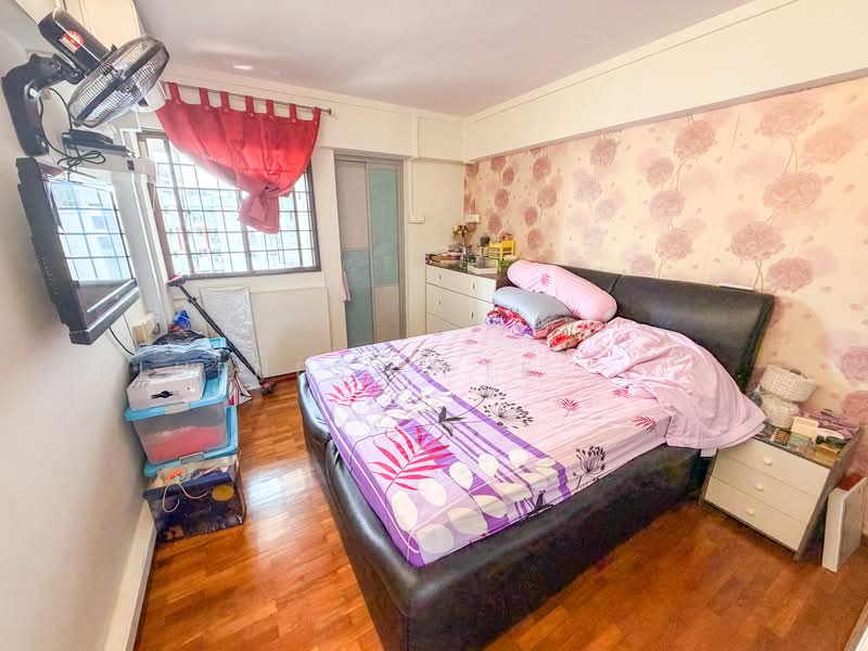 61 Chai Chee Road HDB Flat For Sale at S$ 588,000 | PropertyGuru Singapore - Bedroom