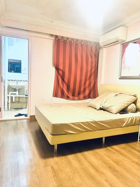 430 Clementi Avenue 3 HDB Flat For Sale at S$ 488,000 | PropertyGuru Singapore - Bedroom