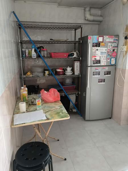 8 Jalan Batu, 8 Jalan Batu, 3 Bedrooms, 526 sqft, HDB Flat For Rent, by Hazel Lee, 500087524 - Kitchen - PropertyGuru.com.sg