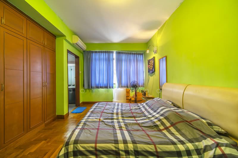 Park Villas Terraced House For Sale at S$ 3,080,000 | PropertyGuru Singapore - Junior Master Bedroom