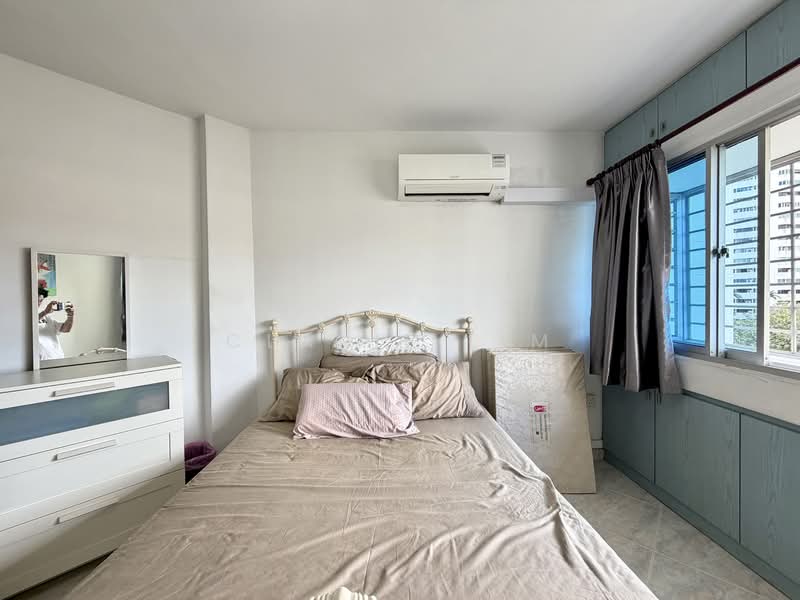 Ivory Heights Condominium For Sale at S$ 1,850,000 | PropertyGuru Singapore - Bedroom