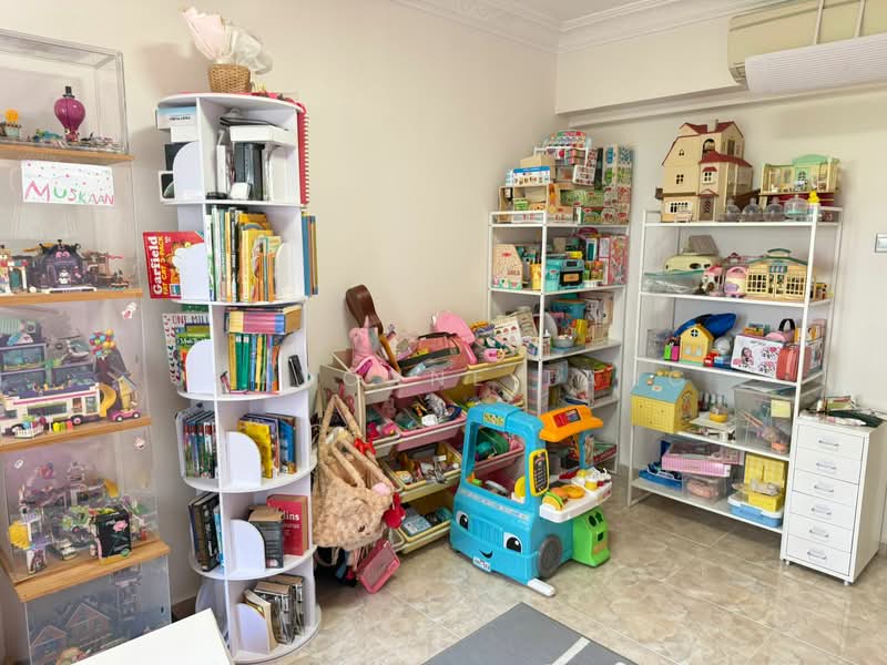 658B Jurong West Street 65 HDB Flat For Sale at S$ 668,000 | PropertyGuru Singapore - Interior