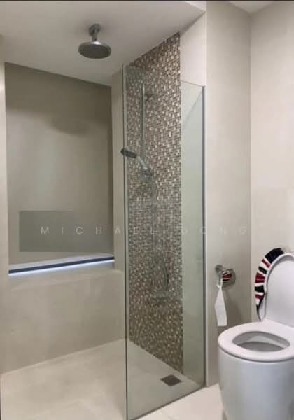 Regent Residences, 1091 Serangoon Road, 2 Bedrooms, 818 sqft, Condominium For Rent, by Michael Dong, 500087543 - Bathroom - PropertyGuru.com.sg