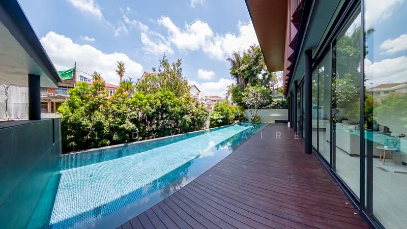 Vanda Avenue / Vanda Drive / Vanda Avenue Crescent / Vanda Road Semi-Detached House For Sale at S$ 15,280,000 | PropertyGuru Singapore - Exterior