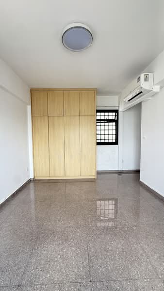 47 Jalan Tiga, 47 Jalan Tiga, 3 Bedrooms, 915 sqft, HDB Flat For Rent, by Yu Qing (Bron), 500087555 - Master - PropertyGuru.com.sg