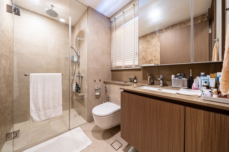 Seaside Residences Apartment For Sale at S$ 2,580,000 | PropertyGuru Singapore - Bathroom