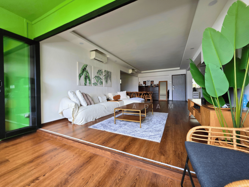 869 Woodlands Street 83 HDB Flat For Sale at S$ 930,000 | PropertyGuru Singapore - Living Room