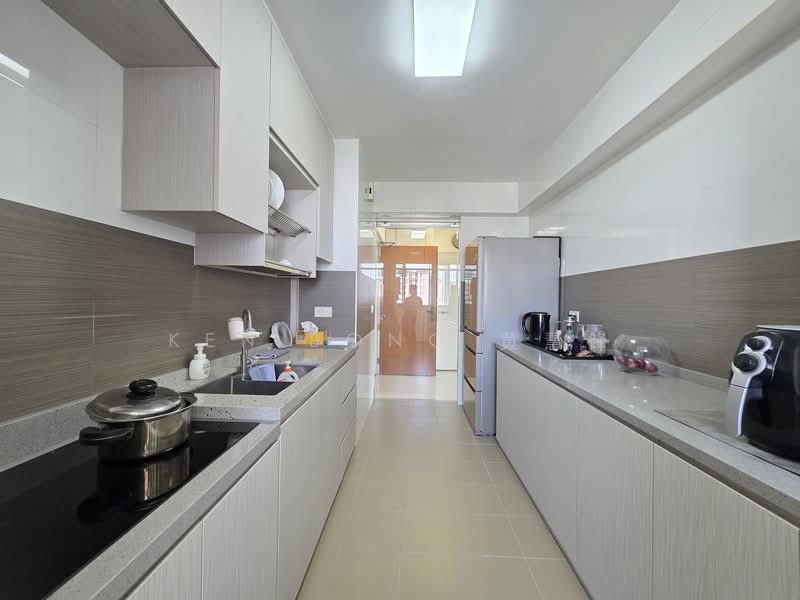 294A Compassvale Crescent HDB Flat For Sale at S$ 710,888 | PropertyGuru Singapore - Kitchen