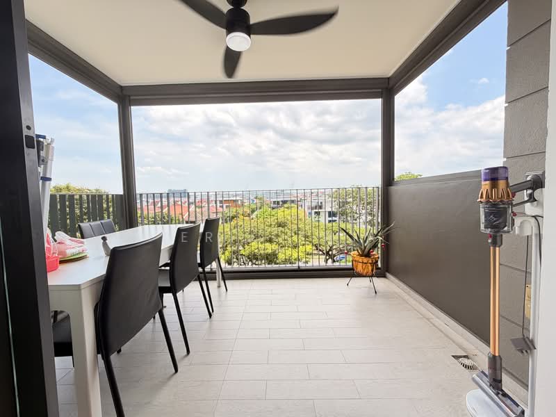 The Topiary Executive Condominium For Sale at S$ 1,820,000 | PropertyGuru Singapore - Balcony