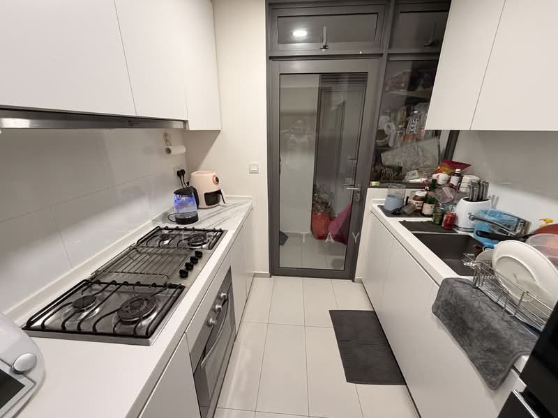 The Topiary Executive Condominium For Sale at S$ 1,820,000 | PropertyGuru Singapore - Kitchen