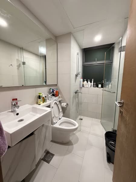 The Topiary Executive Condominium For Sale at S$ 1,820,000 | PropertyGuru Singapore - Common Bathroom