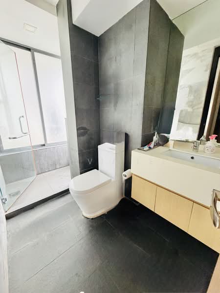 Arthur 118 Apartment For Sale at S$ 2,488,888 | PropertyGuru Singapore - Master Bathroom