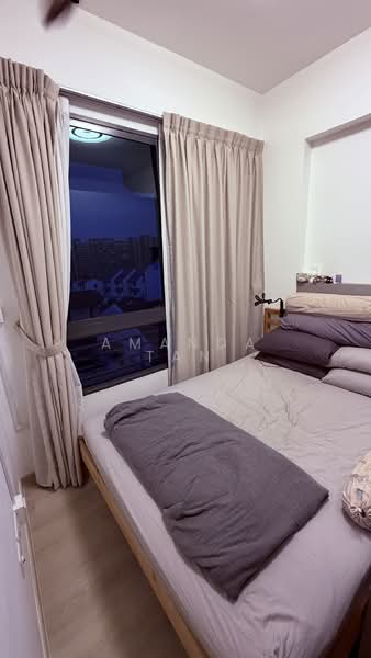 Vibes @ Upper Serangoon Apartment For Sale at S$ 780,000 | PropertyGuru Singapore - Bedroom