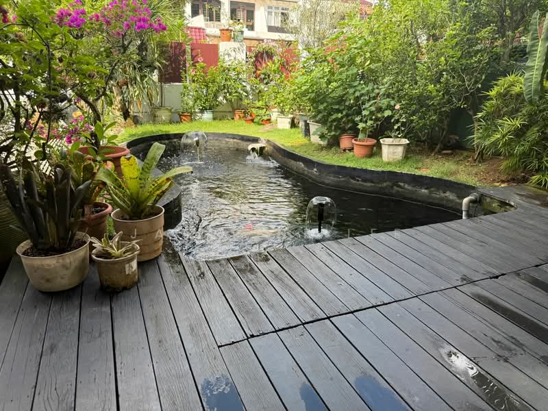 ⭐️⭐️LANDED7772@ Cosy Freehold Semi Detached at Sunrise Semi-Detached House For Sale at S$ 6,000,000 | PropertyGuru Singapore - Garden