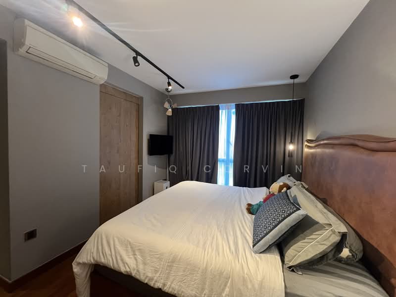 676D Punggol Drive HDB Flat For Sale at S$ 777,000 | PropertyGuru Singapore - Bedroom