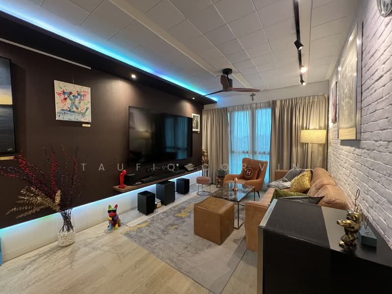 676D Punggol Drive HDB Flat For Sale at S$ 777,000 | PropertyGuru Singapore - Living Room