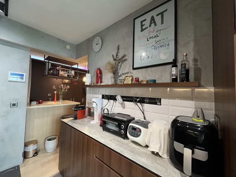 676D Punggol Drive HDB Flat For Sale at S$ 777,000 | PropertyGuru Singapore - Kitchen