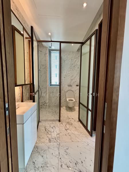 8 Hullet, 8 Hullet Road, 2 Bedrooms, 657 sqft, Condominium For Rent, by Eunice Toh, 500087637 - Bathroom - PropertyGuru.com.sg